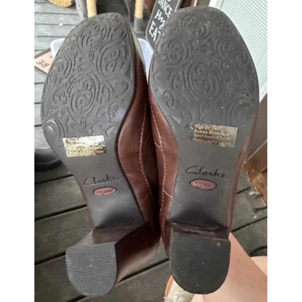 Clarks these artisan